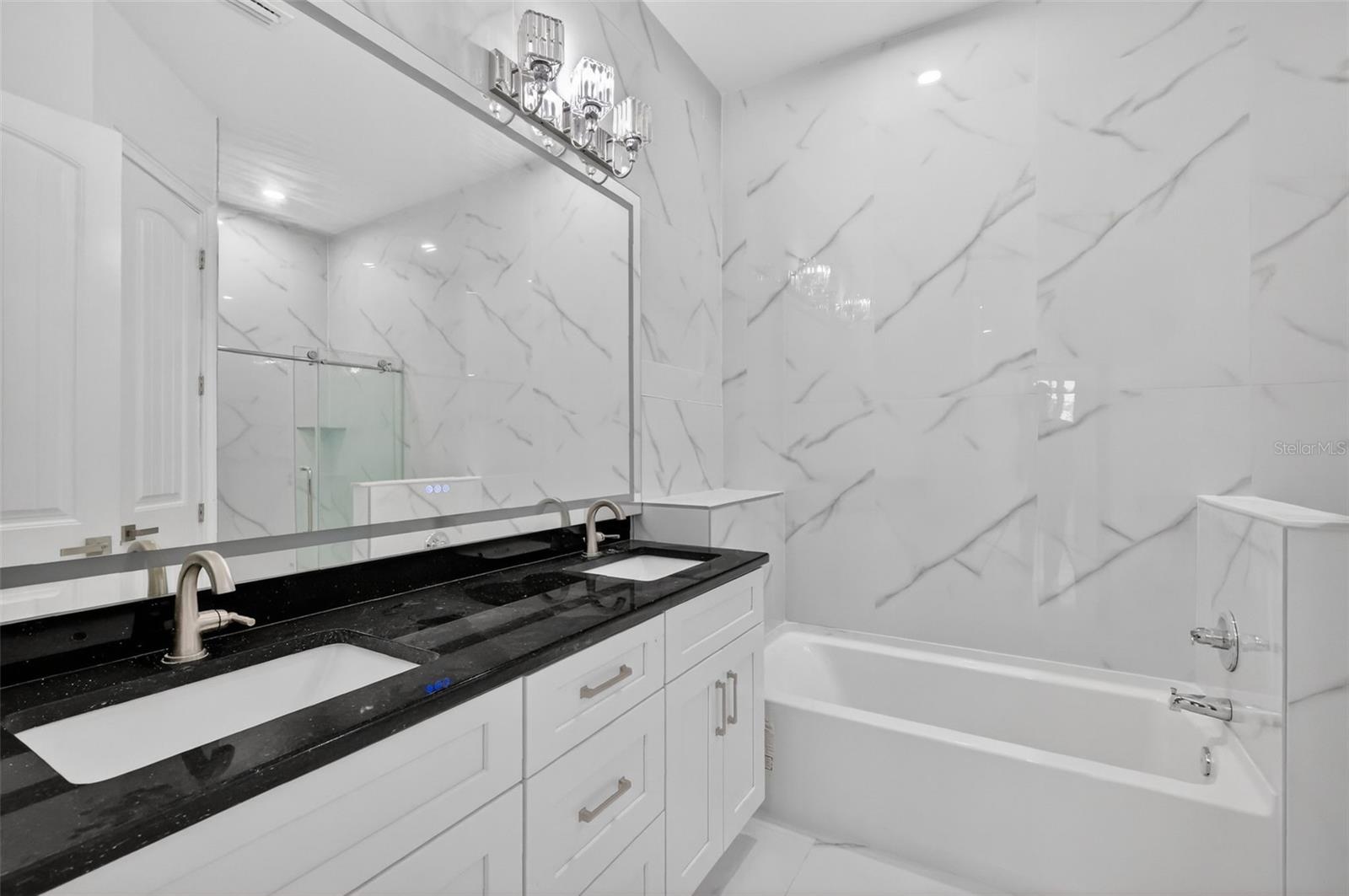 Image 32 of 47 For 588 Dowling Circle