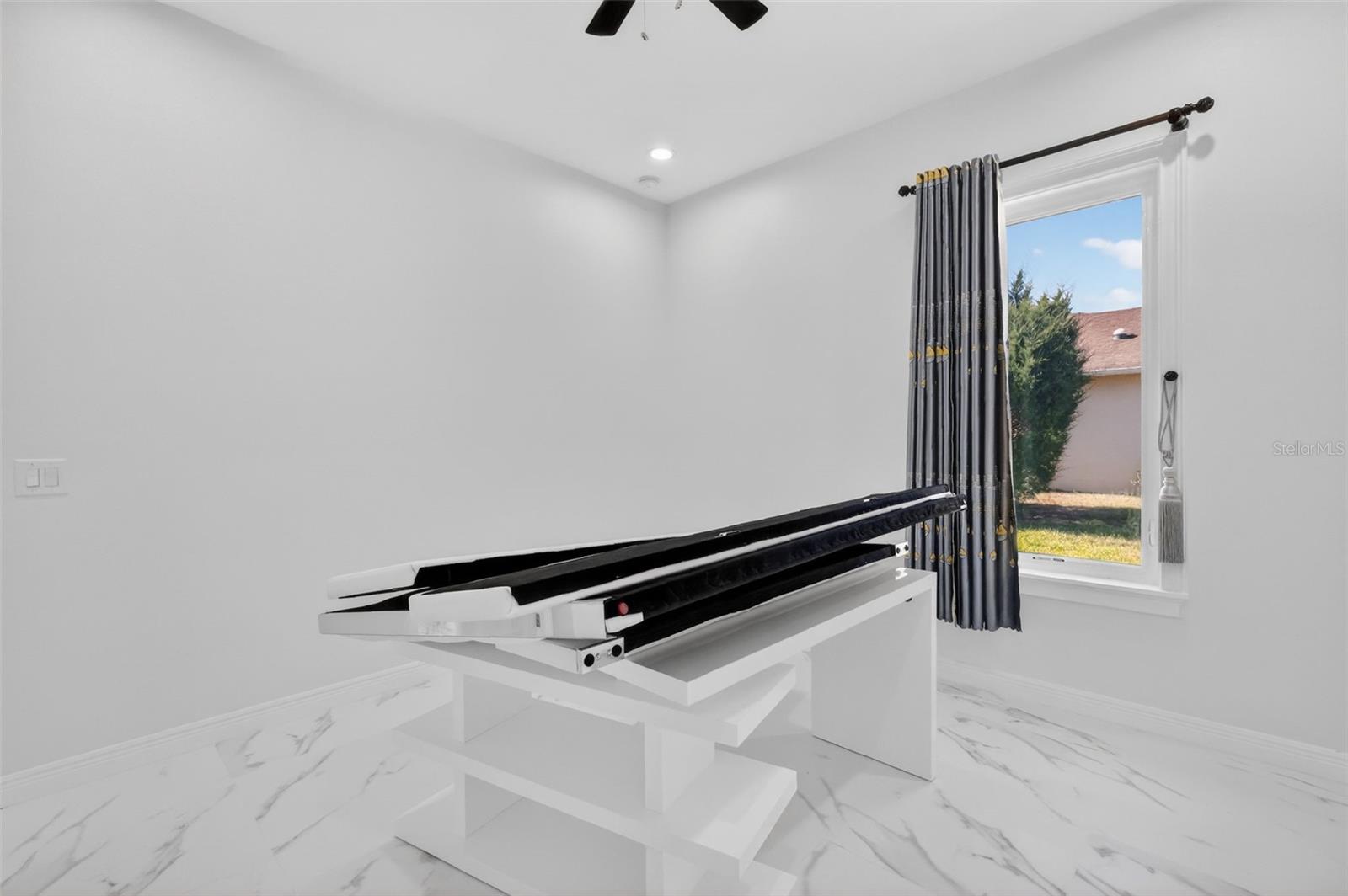 Image 41 of 47 For 588 Dowling Circle