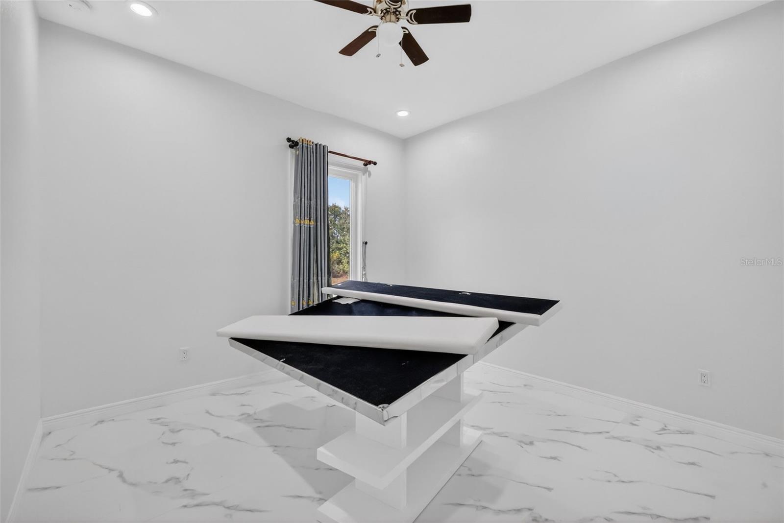 Image 42 of 47 For 588 Dowling Circle