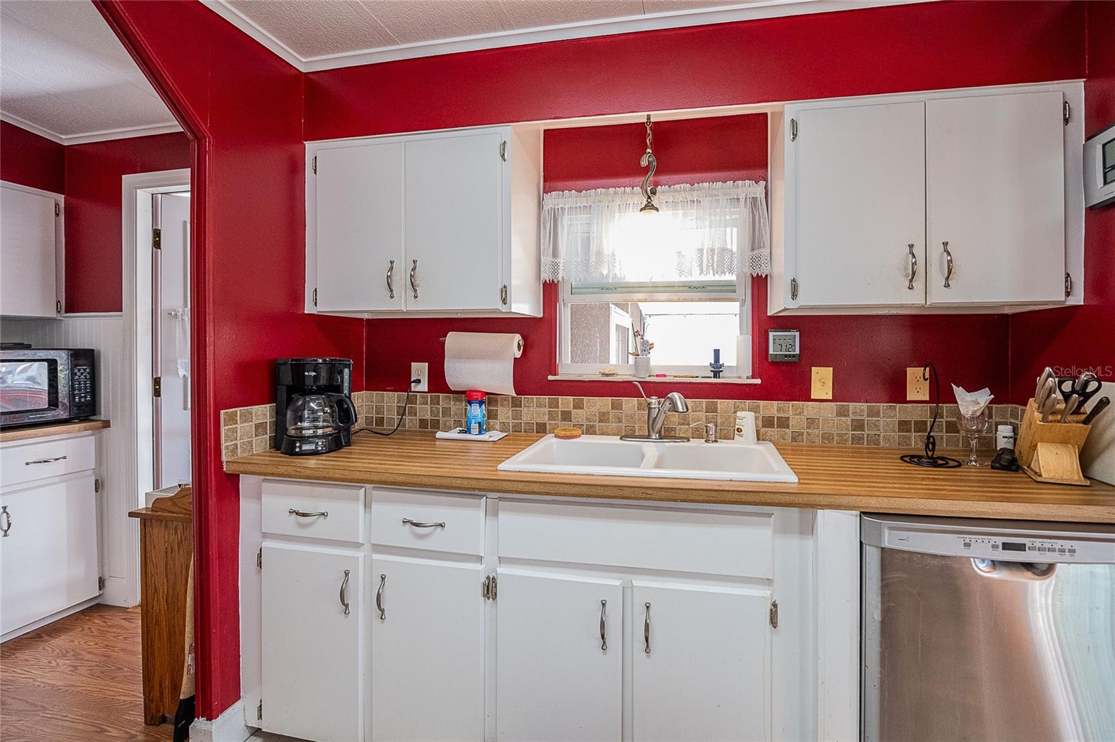 Image 12 of 37 For 4313 Cherrywood Street