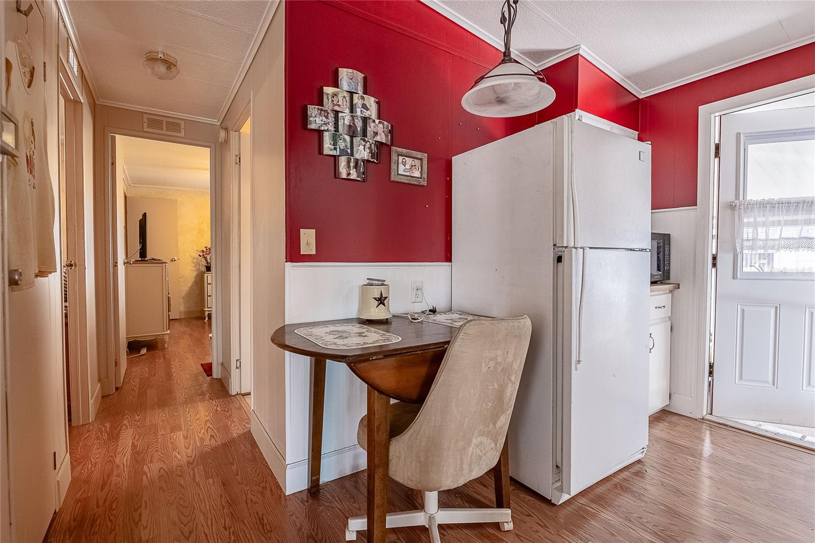 Image 16 of 37 For 4313 Cherrywood Street