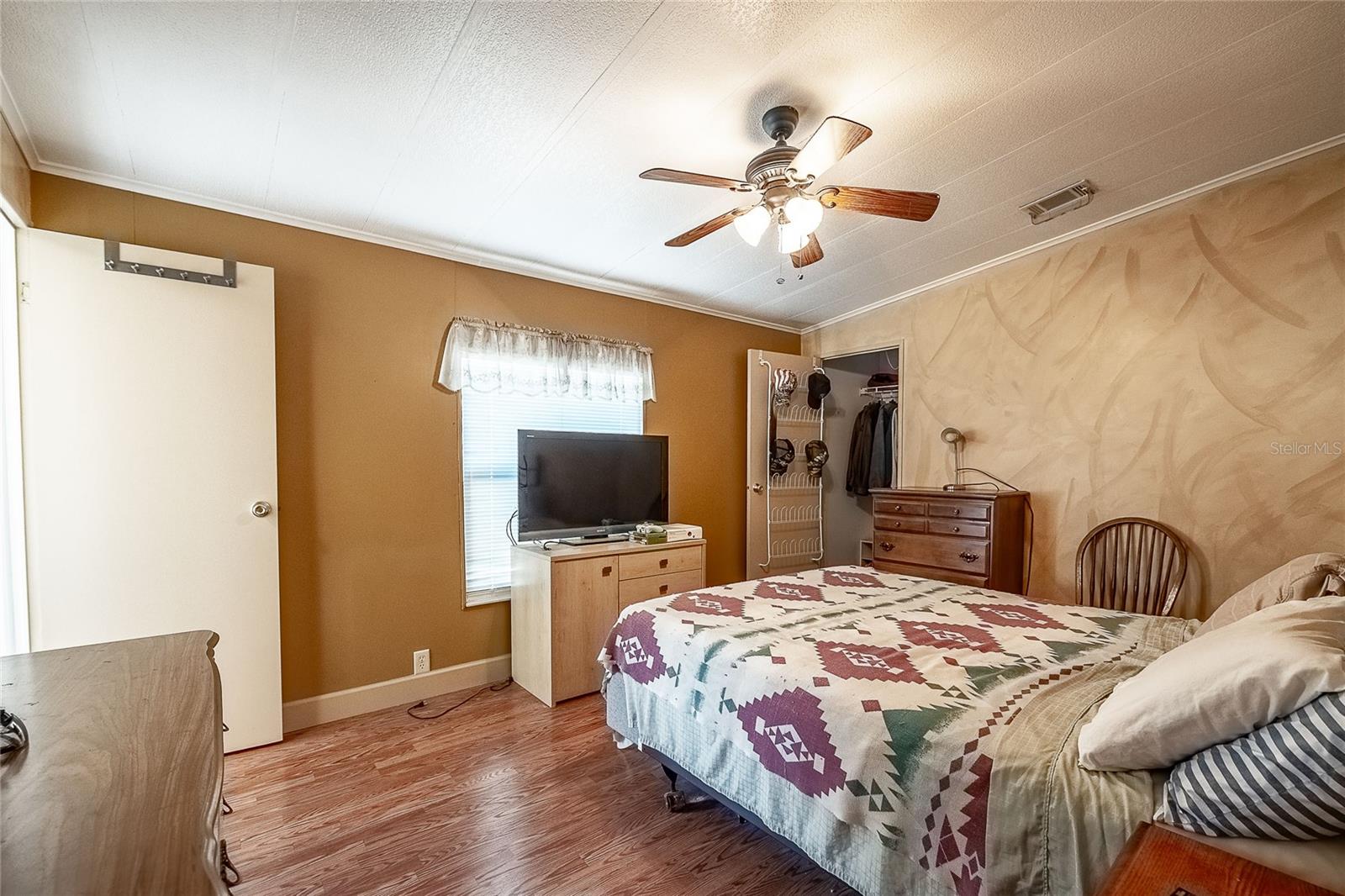 Image 17 of 37 For 4313 Cherrywood Street