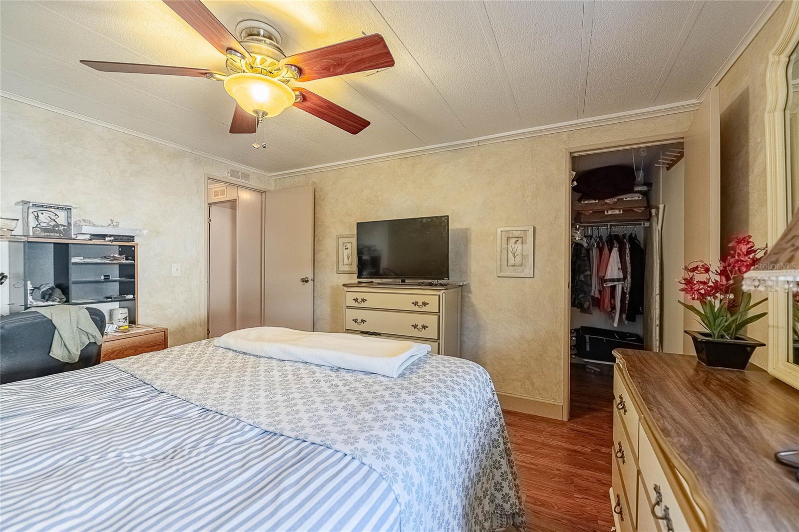 Image 21 of 37 For 4313 Cherrywood Street