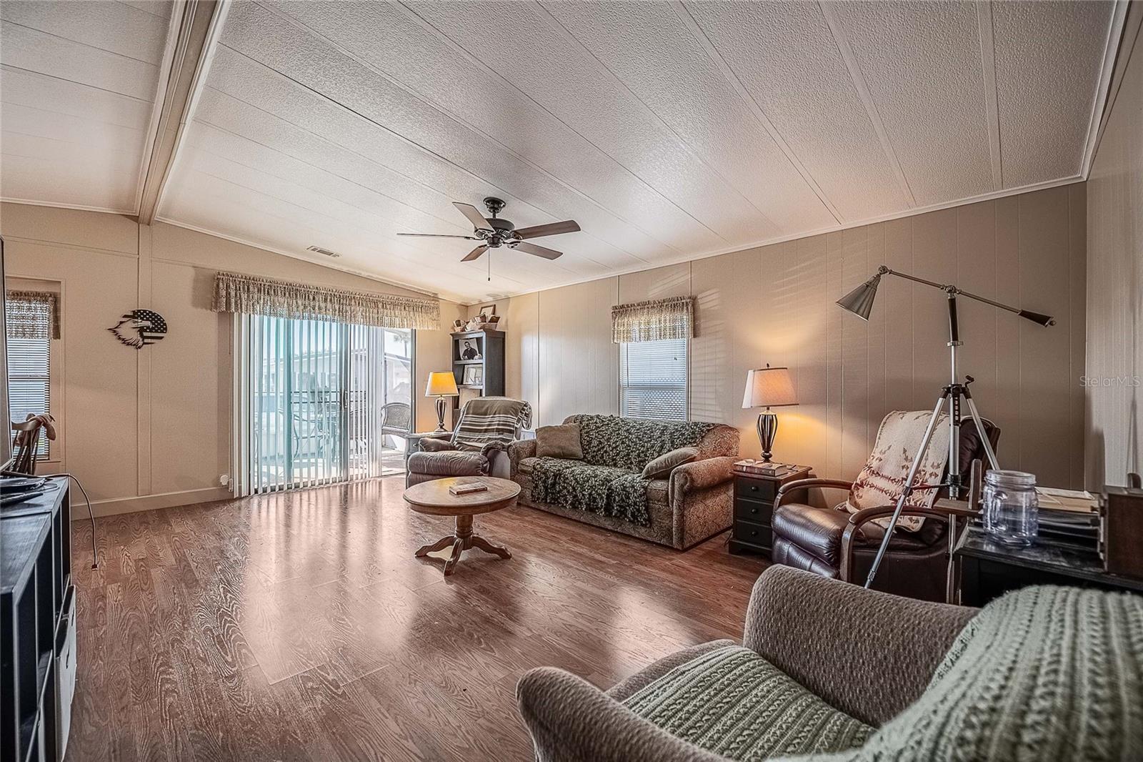 Image 5 of 37 For 4313 Cherrywood Street