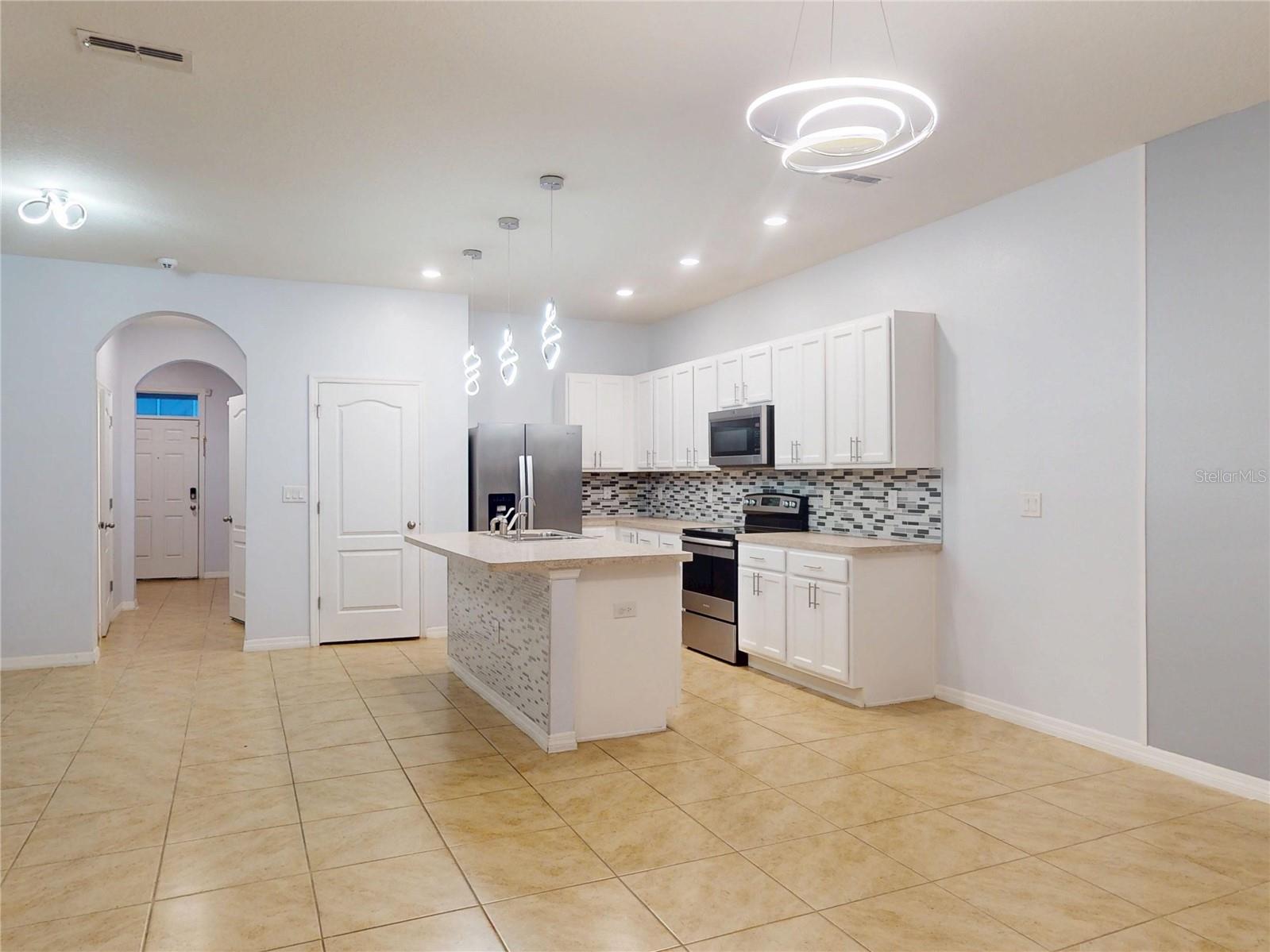 Image 15 of 36 For 354 Feltrim Reserve Boulevard