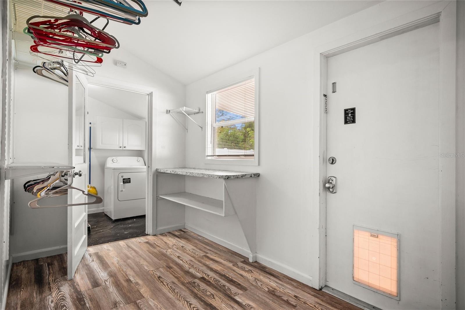 Image 21 of 36 For 435 3rd Street Nw