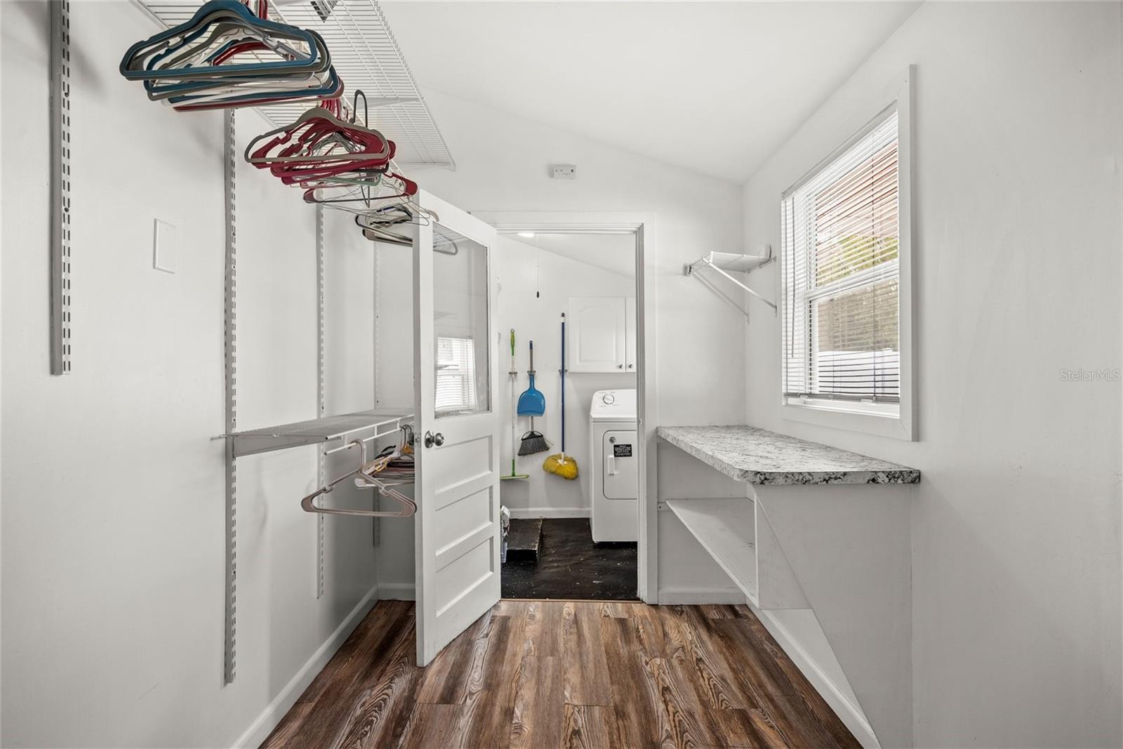 Image 22 of 36 For 435 3rd Street Nw