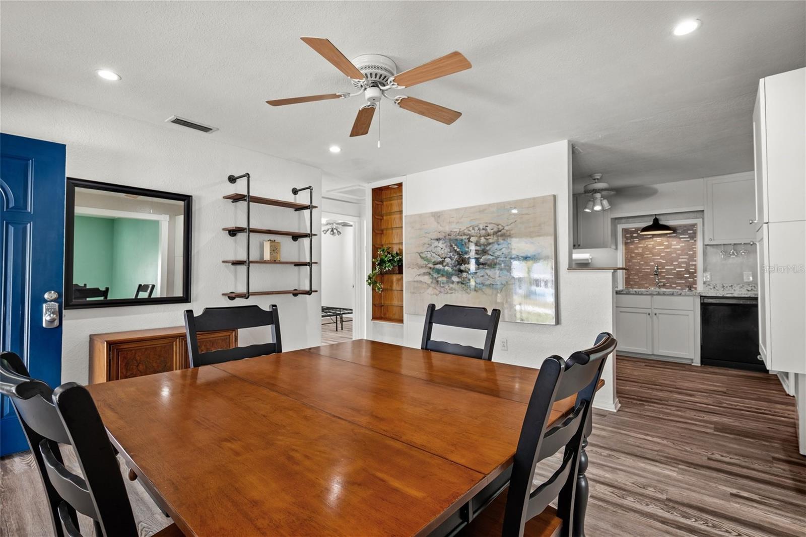 Image 4 of 36 For 435 3rd Street Nw