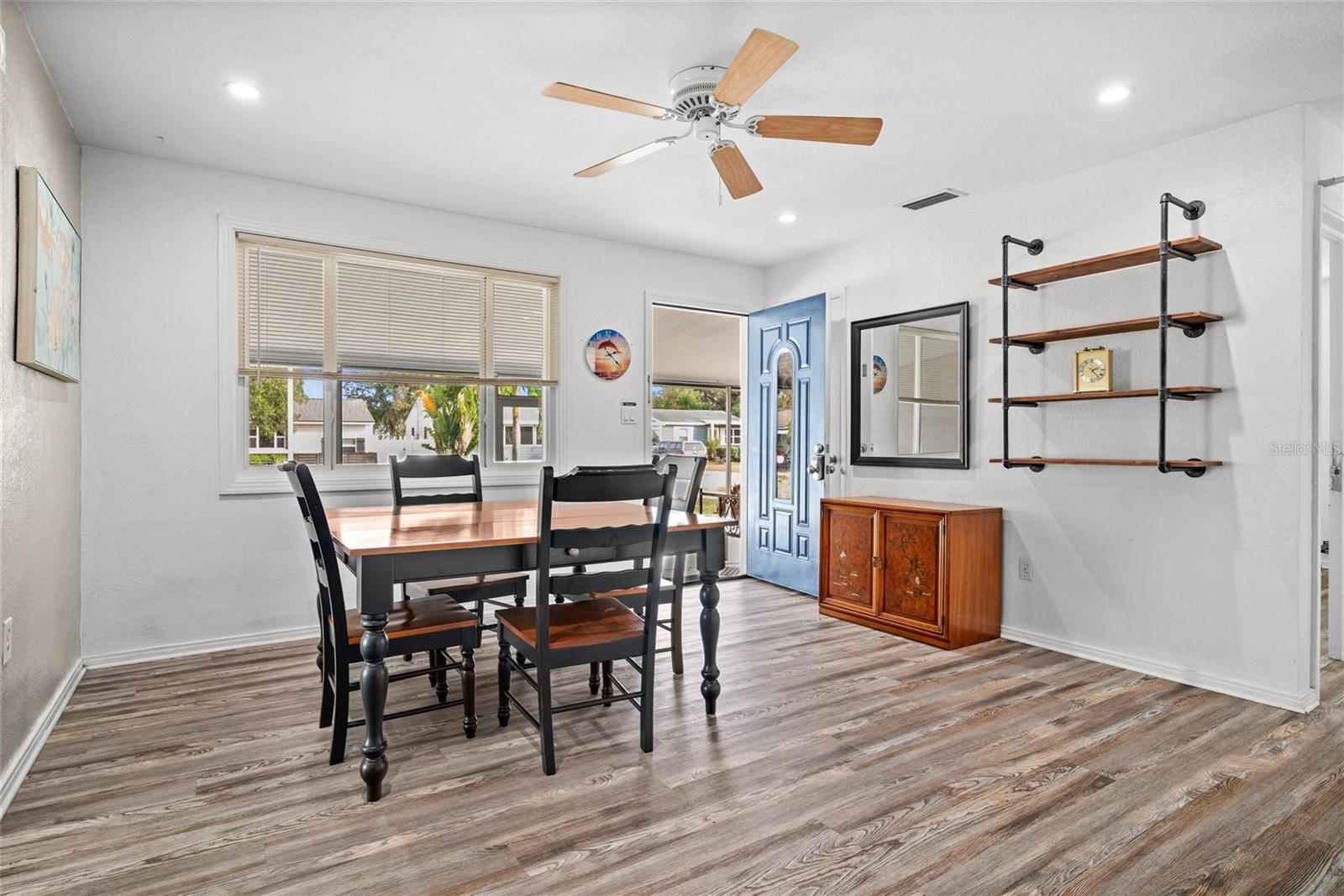 Image 6 of 36 For 435 3rd Street Nw