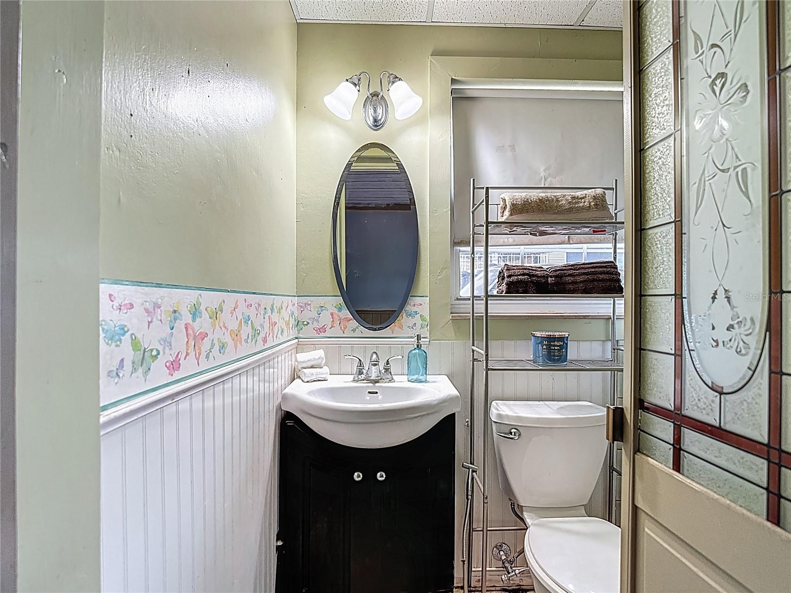 Image 36 of 52 For 2906 Paris Street