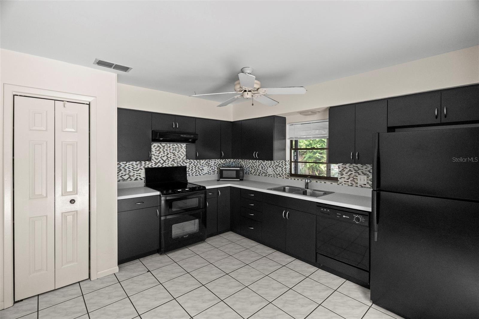 Image 24 of 35 For 13603 Wilkes Drive