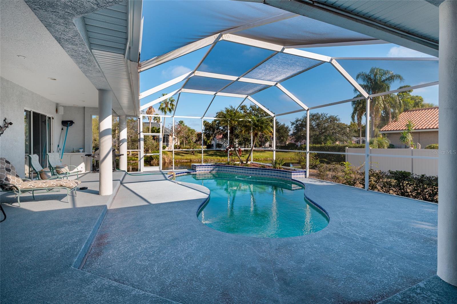 Image 21 of 54 For 5921 Skimmer Point Boulevard S