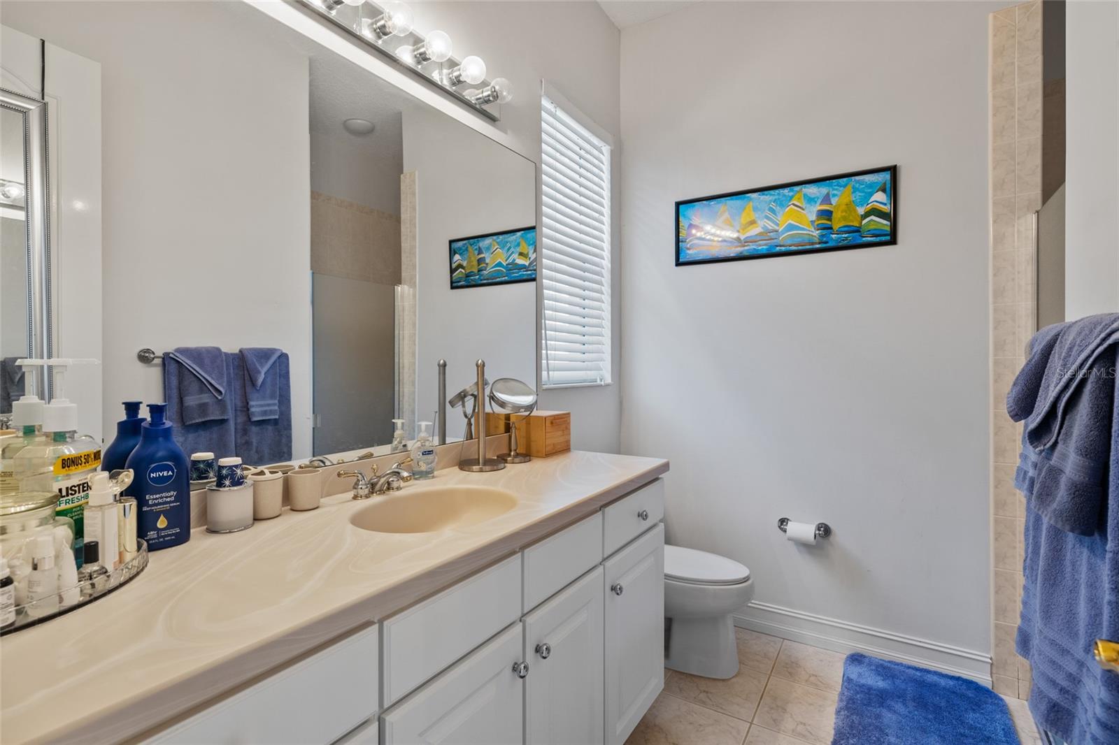 Image 32 of 54 For 5921 Skimmer Point Boulevard S