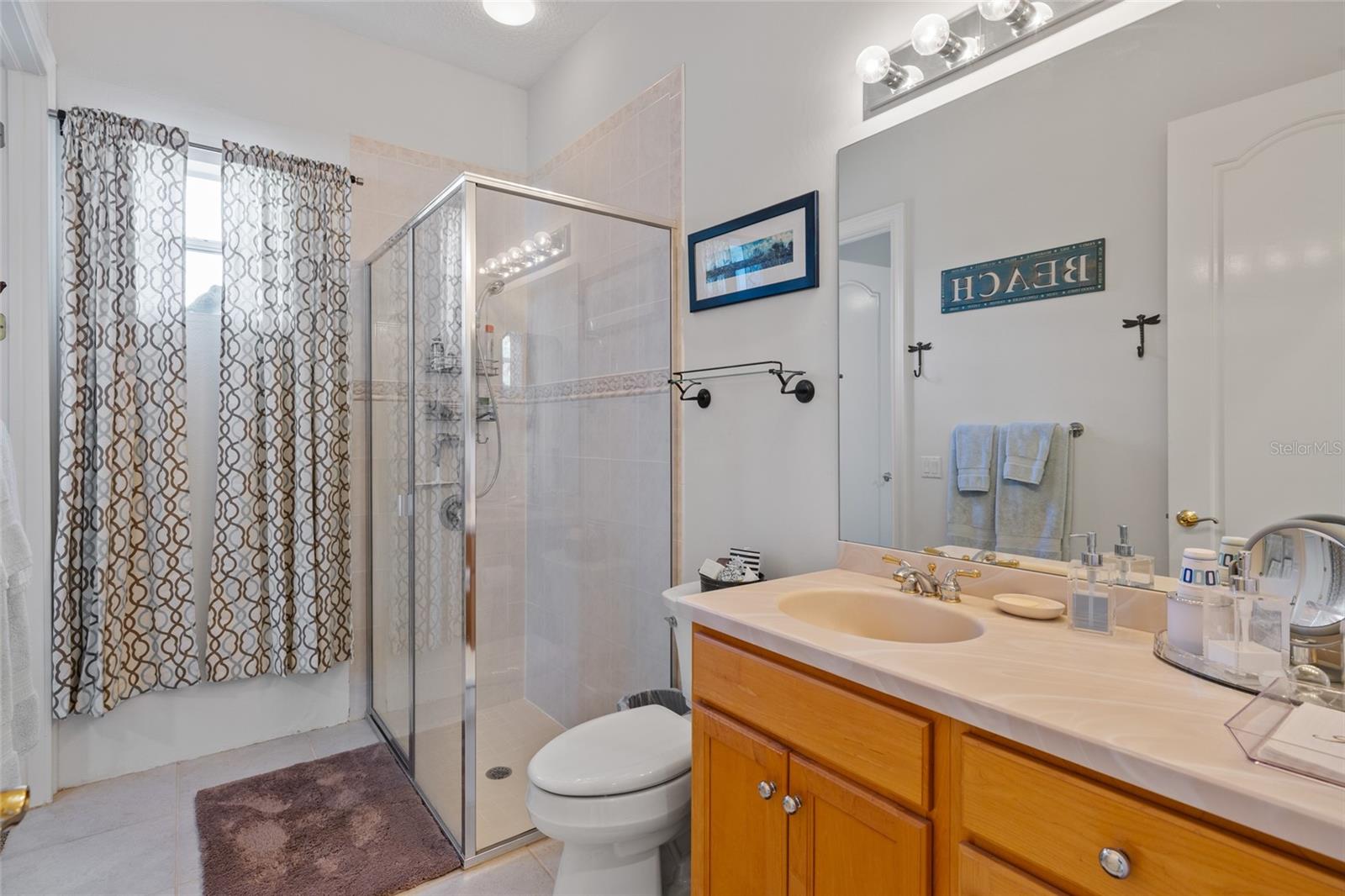 Image 34 of 54 For 5921 Skimmer Point Boulevard S