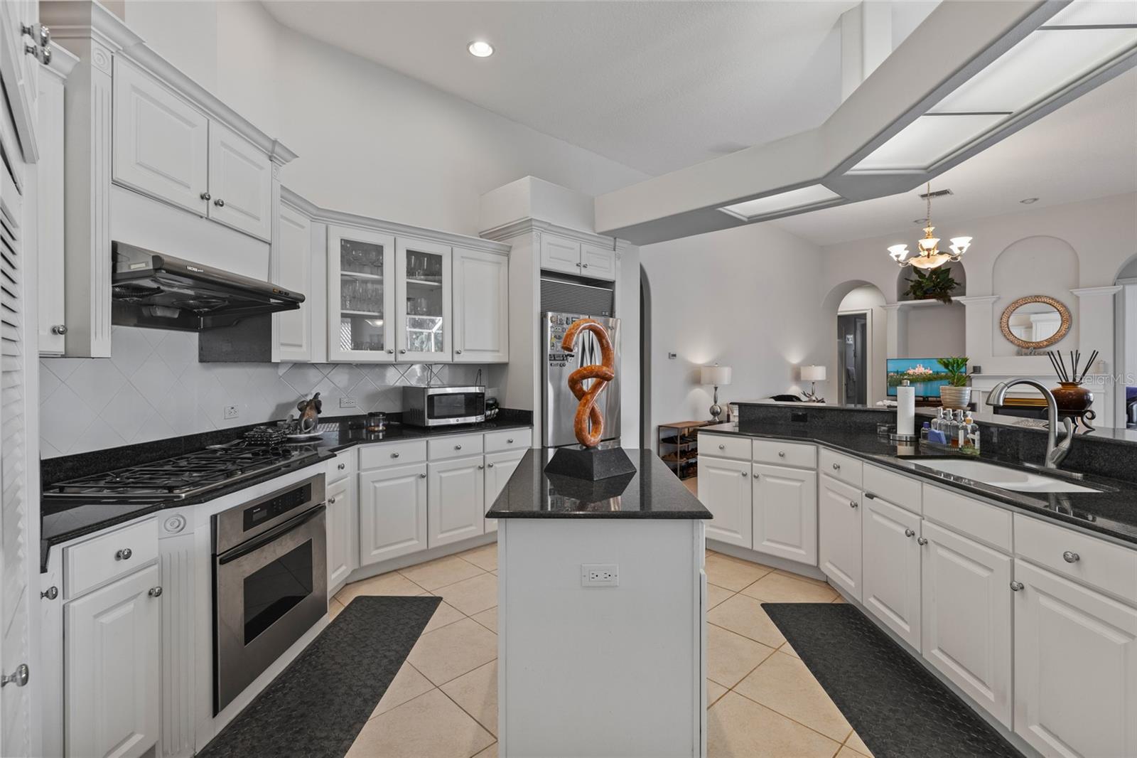 Image 42 of 54 For 5921 Skimmer Point Boulevard S