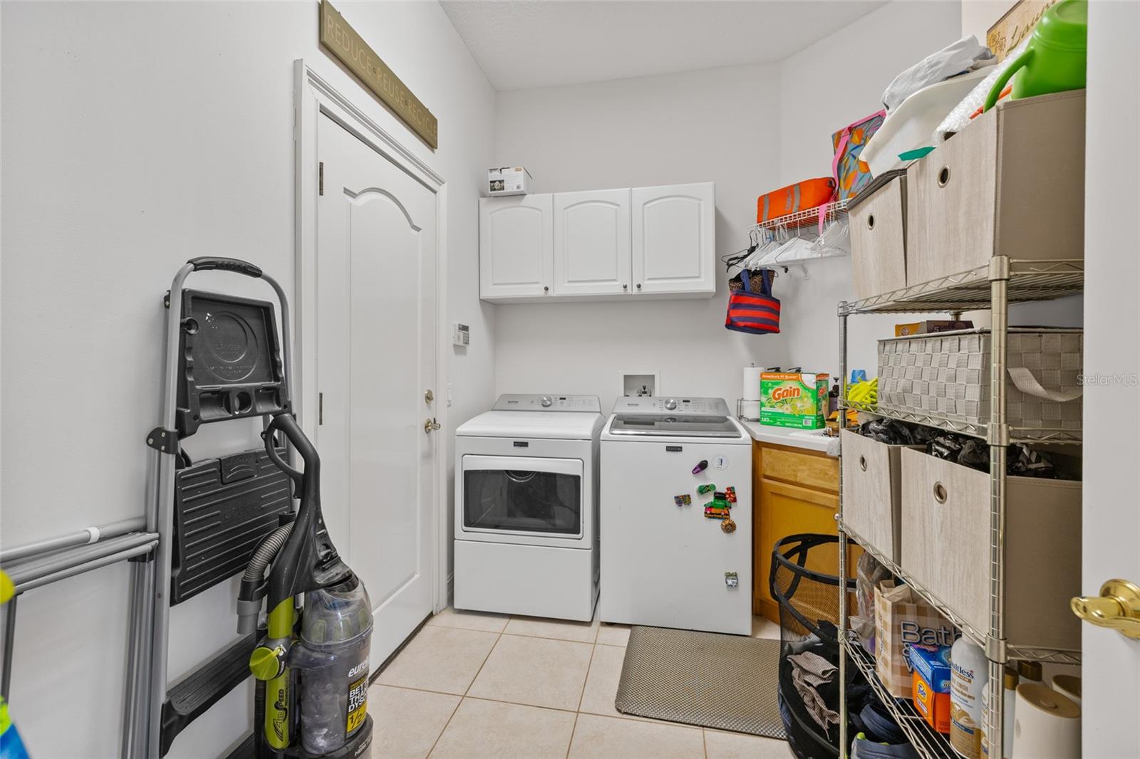 Image 49 of 54 For 5921 Skimmer Point Boulevard S