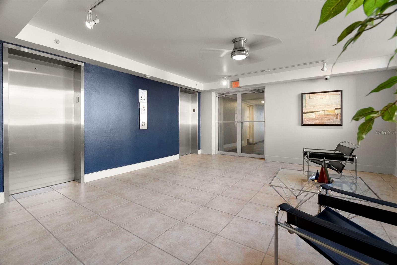 Image 23 of 36 For 470 3rd Street S 205