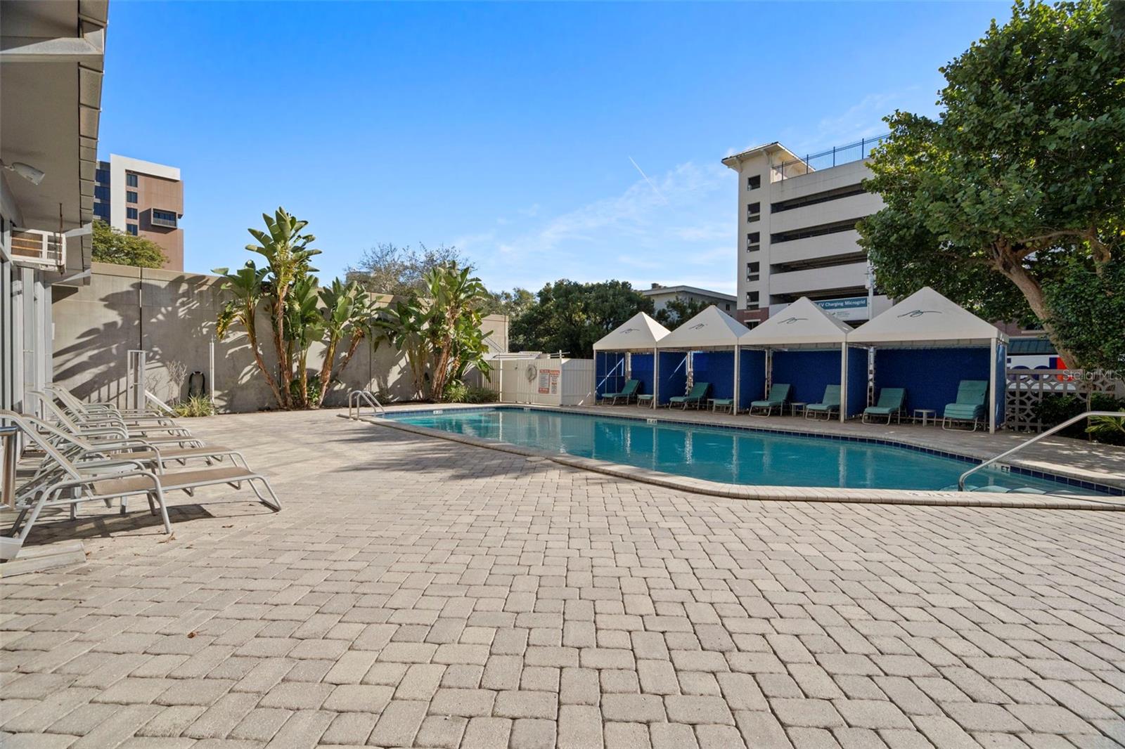 Image 26 of 36 For 470 3rd Street S 205