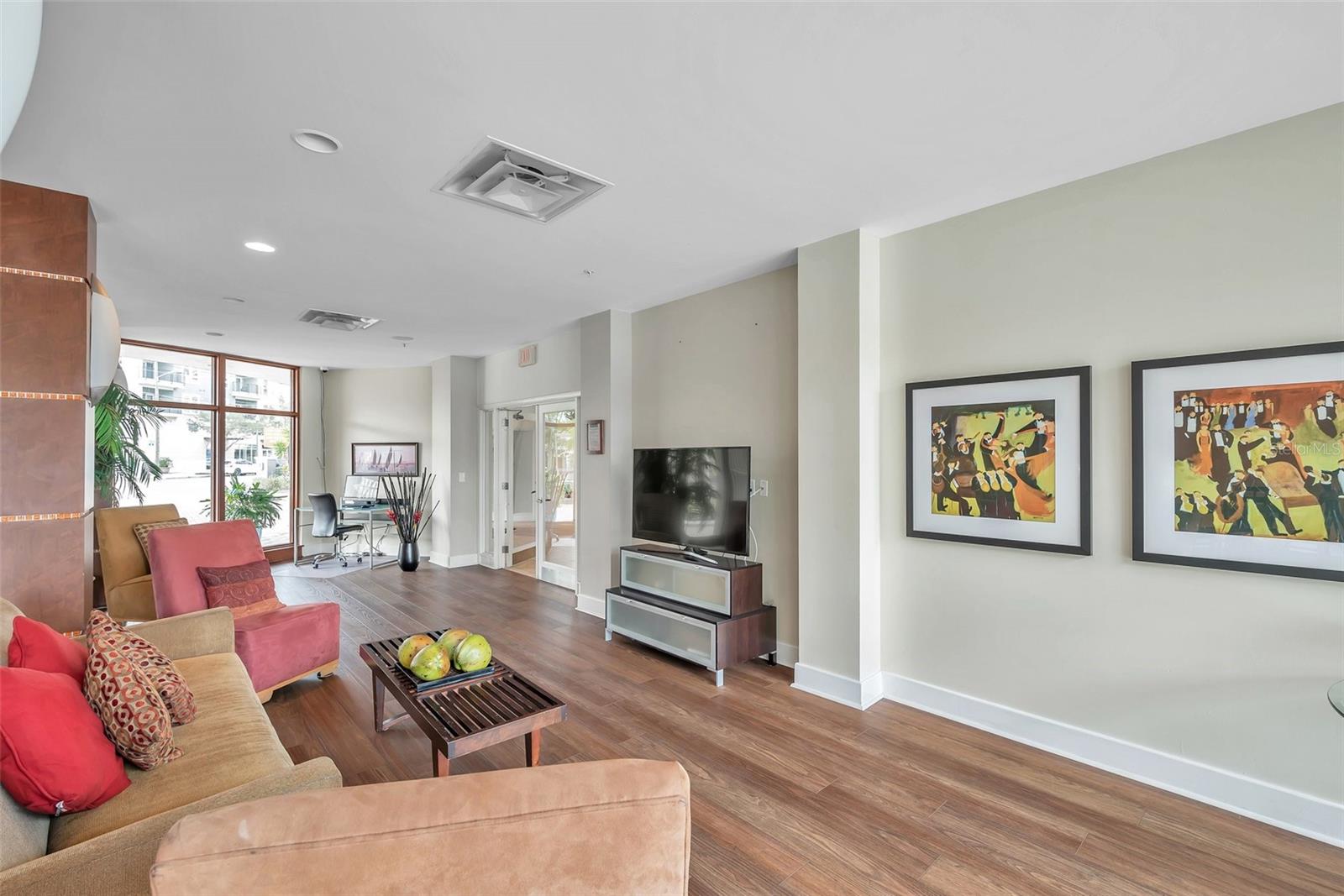 Image 32 of 36 For 470 3rd Street S 205