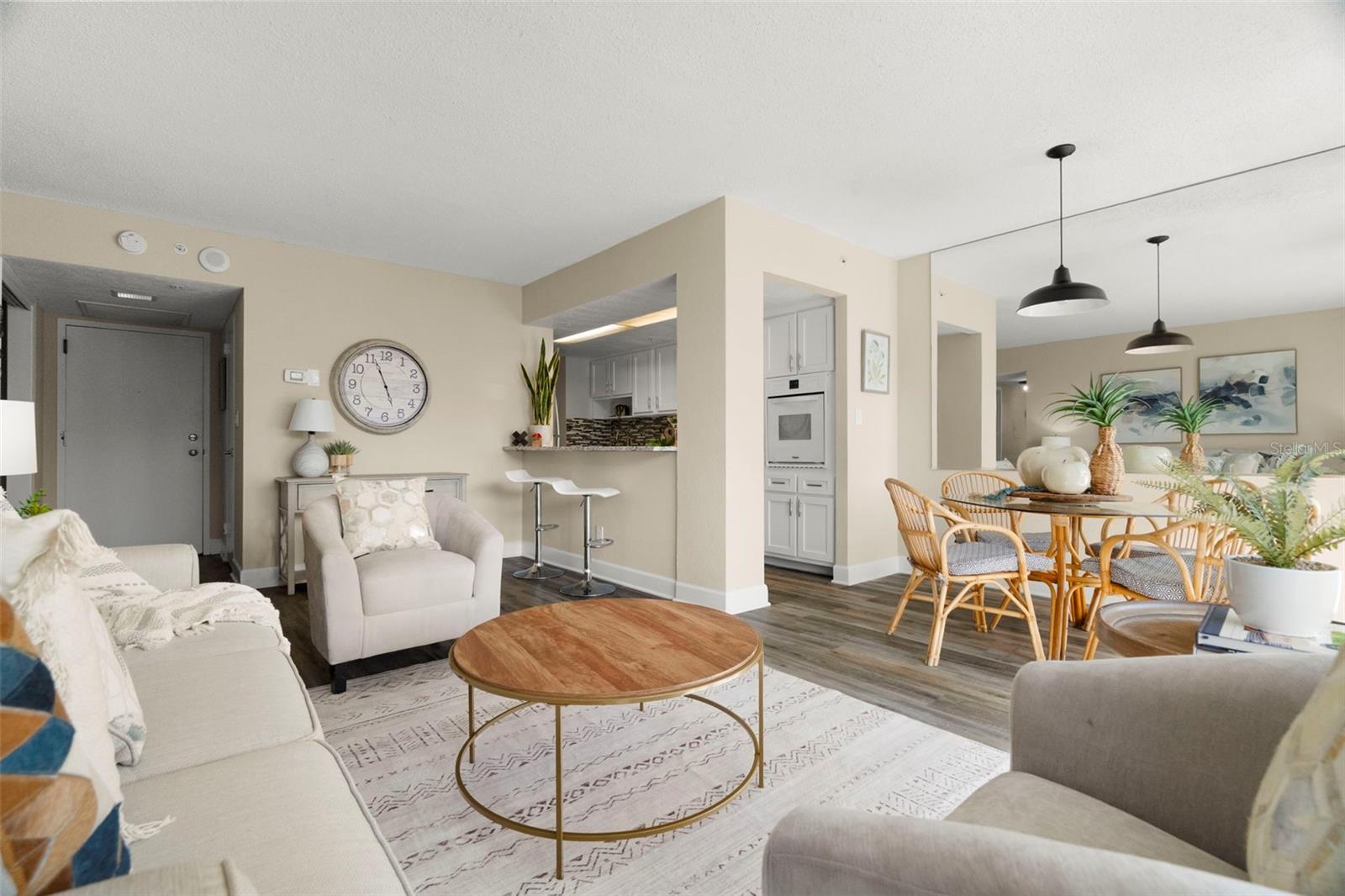 Image 4 of 36 For 470 3rd Street S 205