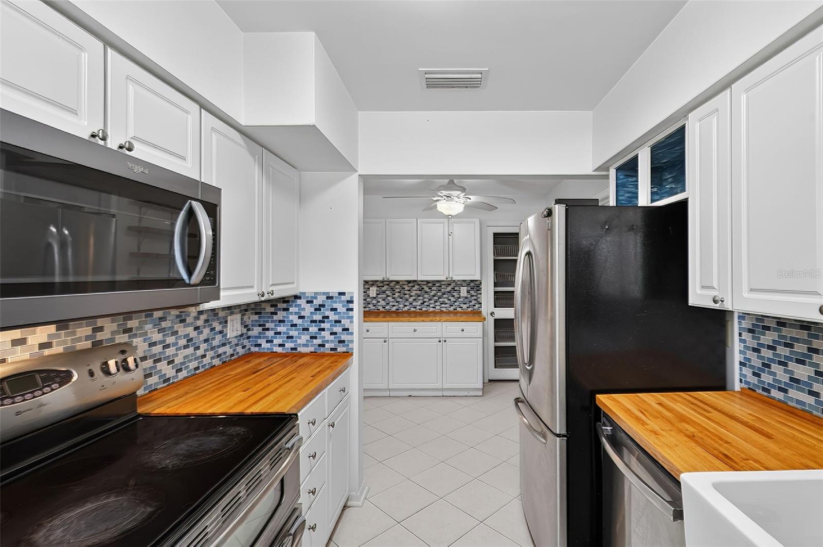 Image 18 of 57 For 905 Patricia Avenue