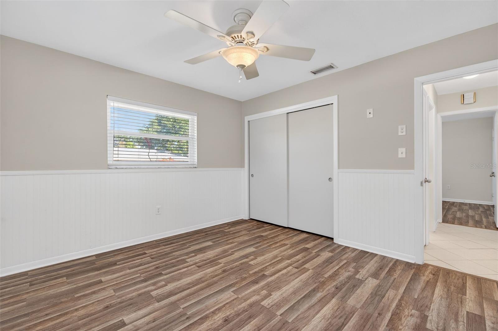 Image 30 of 57 For 905 Patricia Avenue