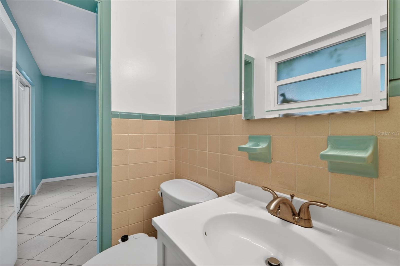 Image 34 of 57 For 905 Patricia Avenue