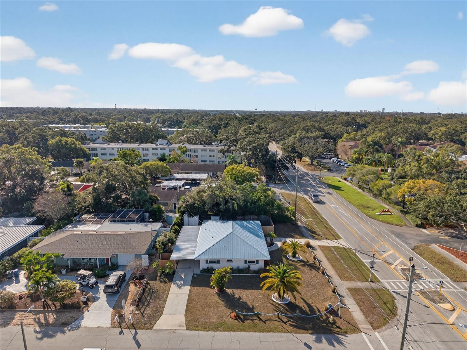 Image 47 of 57 For 905 Patricia Avenue