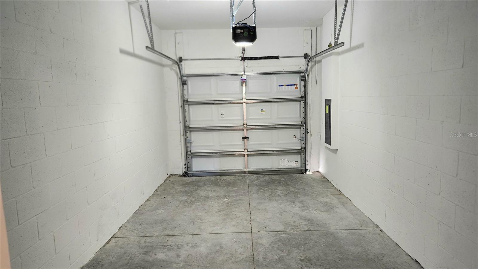 Image 38 of 60 For 6024 Shiner Street