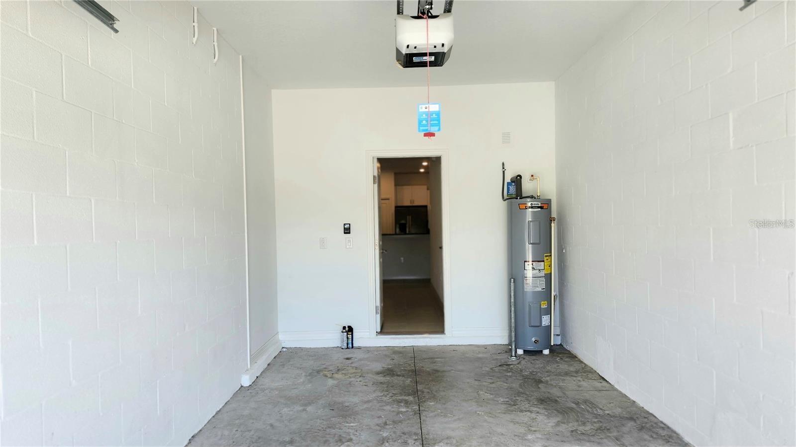 Image 39 of 60 For 6024 Shiner Street