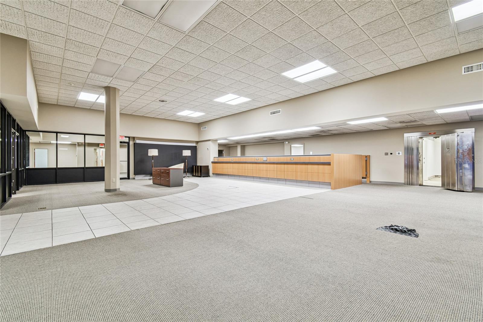 Image 19 of 37 For 5435 Gall Boulevard