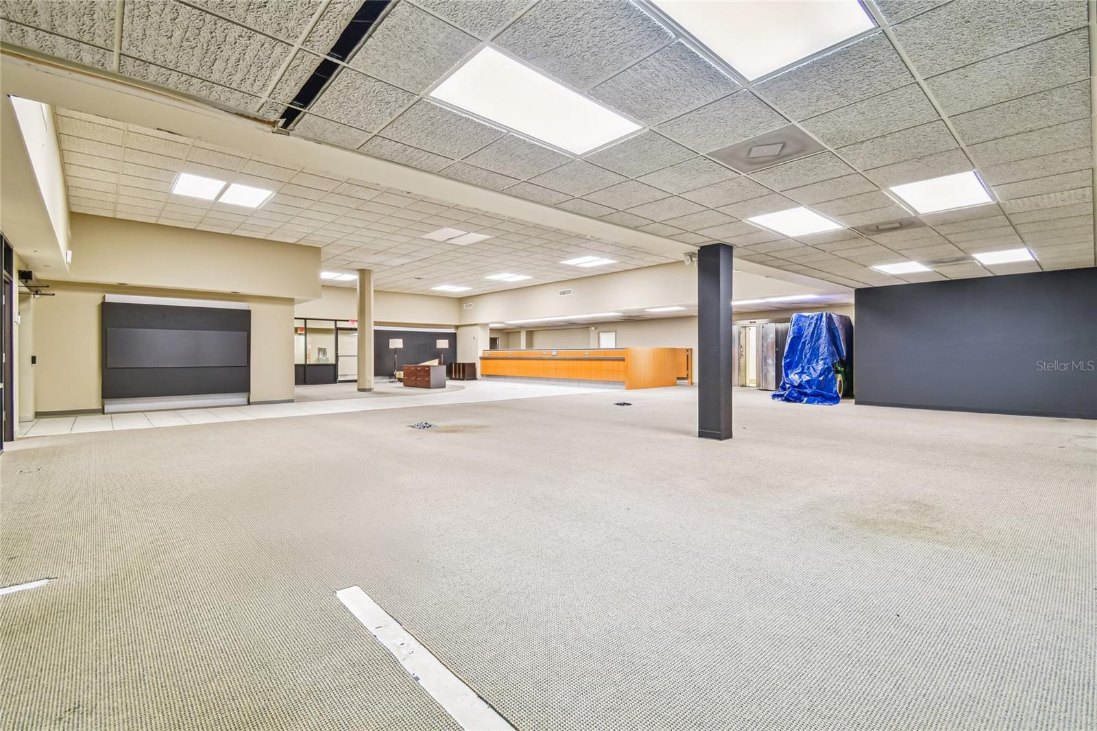 Image 7 of 37 For 5435 Gall Boulevard