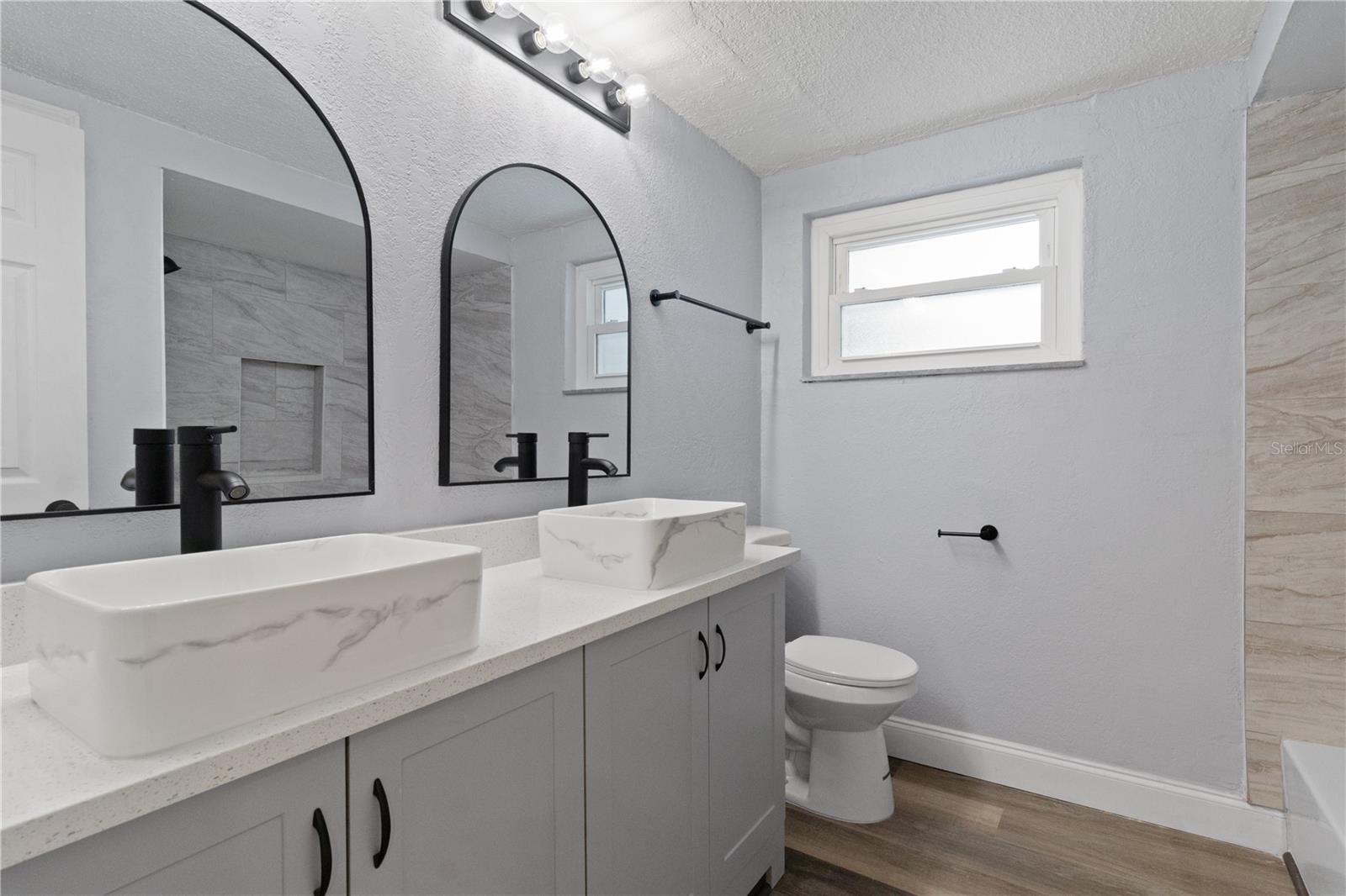 Image 11 of 32 For 7415 San Salvadore Drive