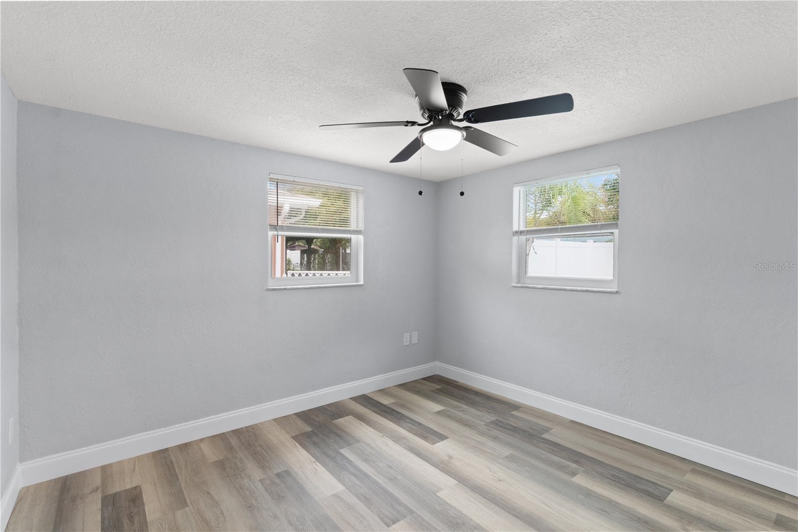 Image 13 of 32 For 7415 San Salvadore Drive