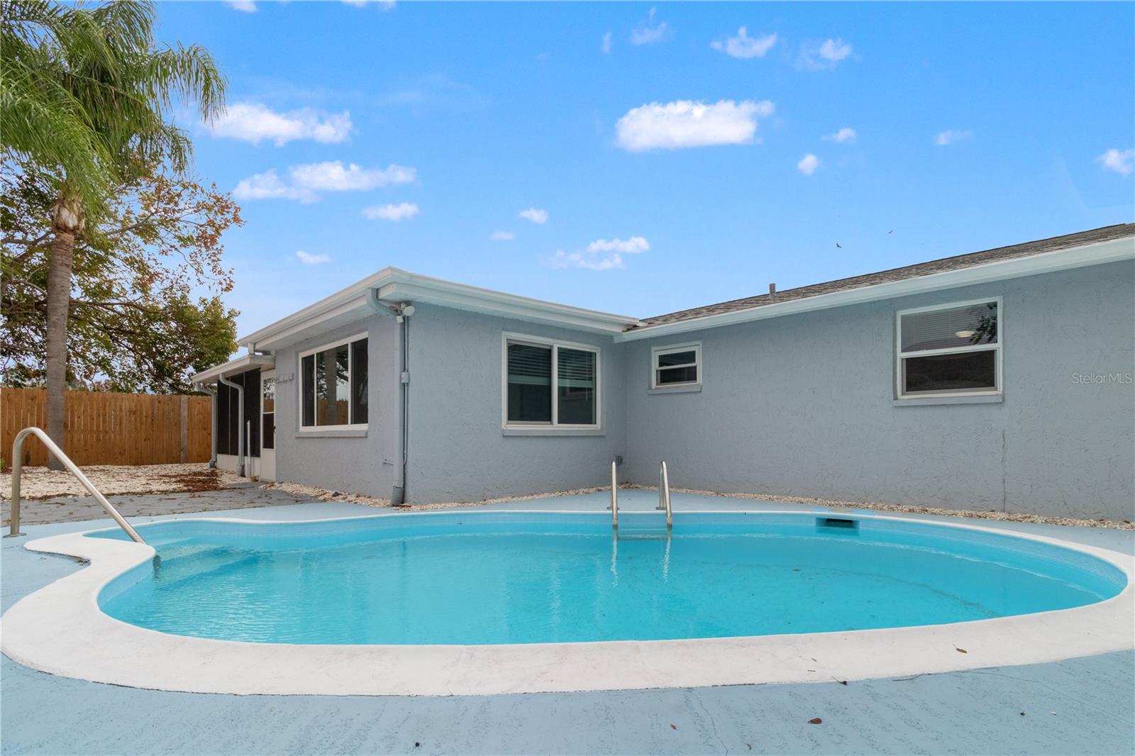 Image 25 of 32 For 7415 San Salvadore Drive