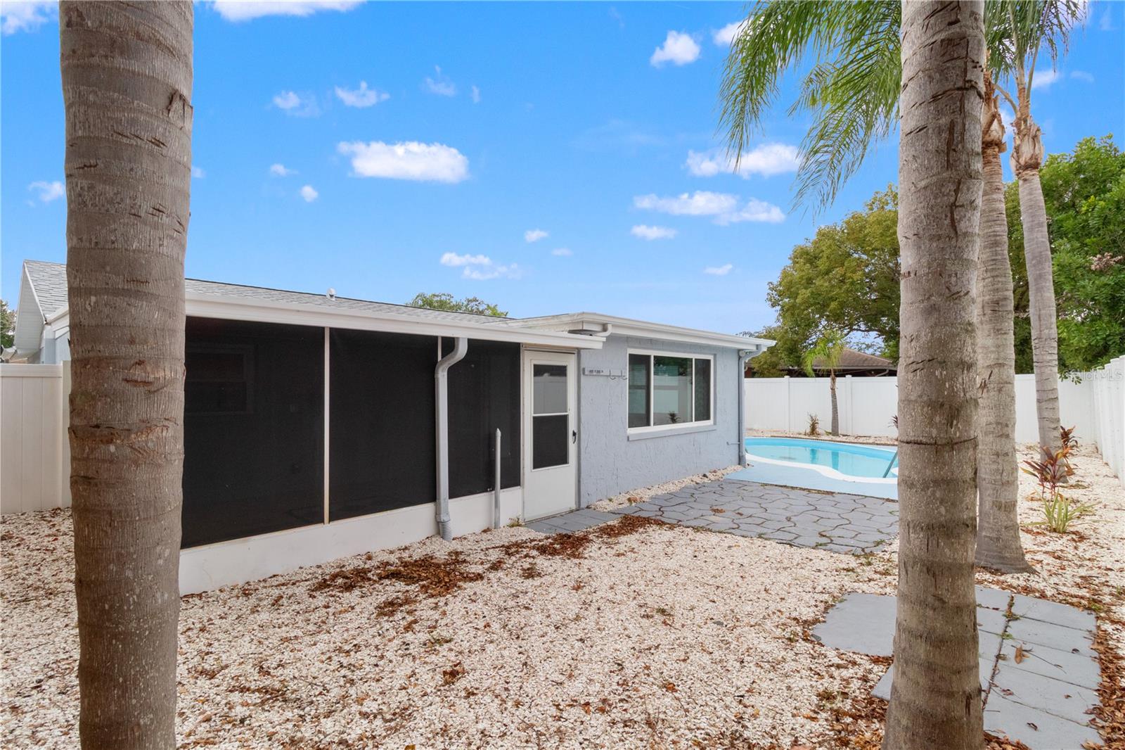 Image 27 of 32 For 7415 San Salvadore Drive