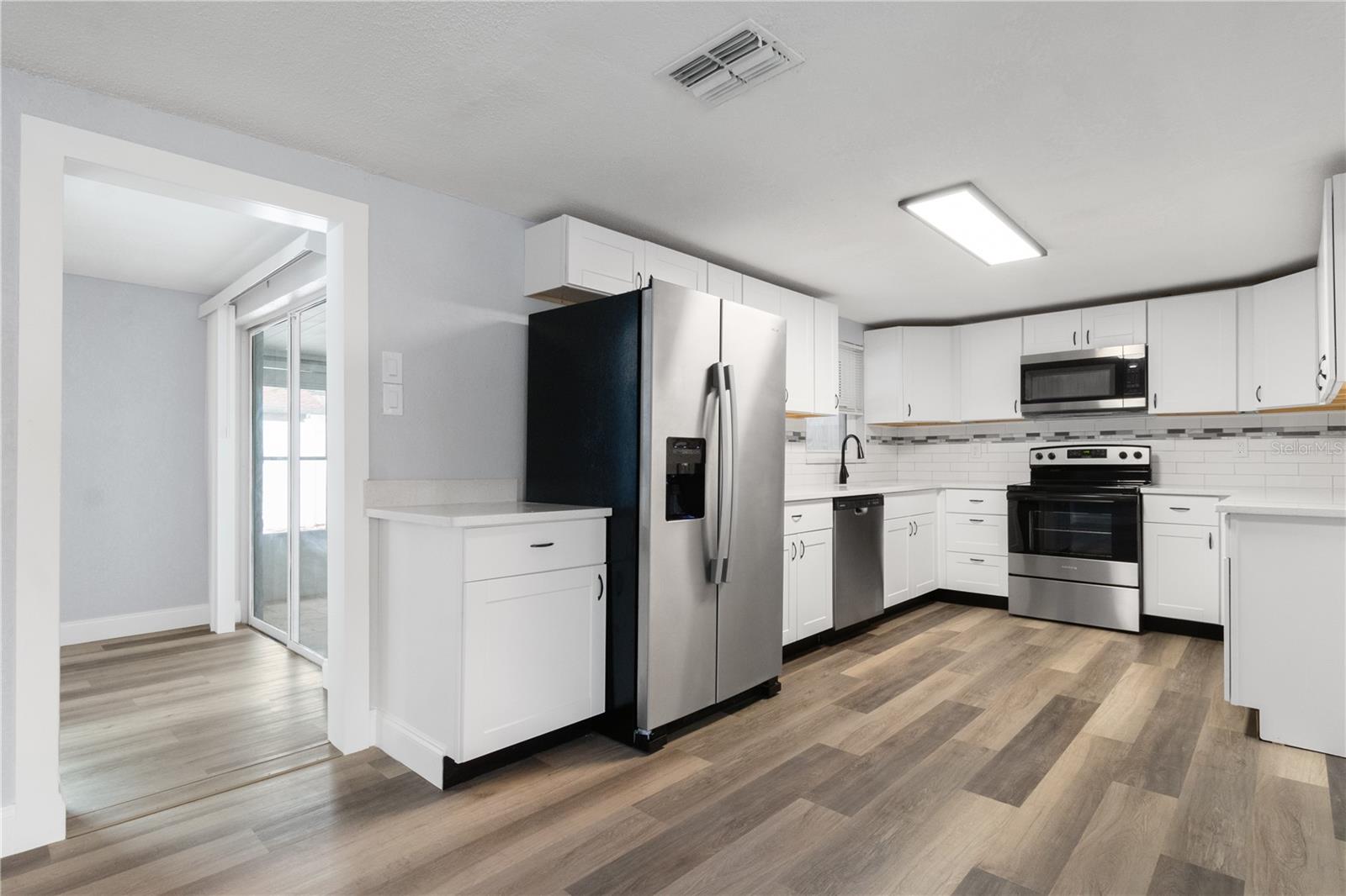 Image 4 of 32 For 7415 San Salvadore Drive