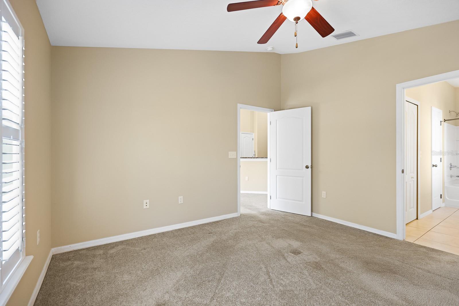 Image 16 of 31 For 16436 Kingletridge Avenue