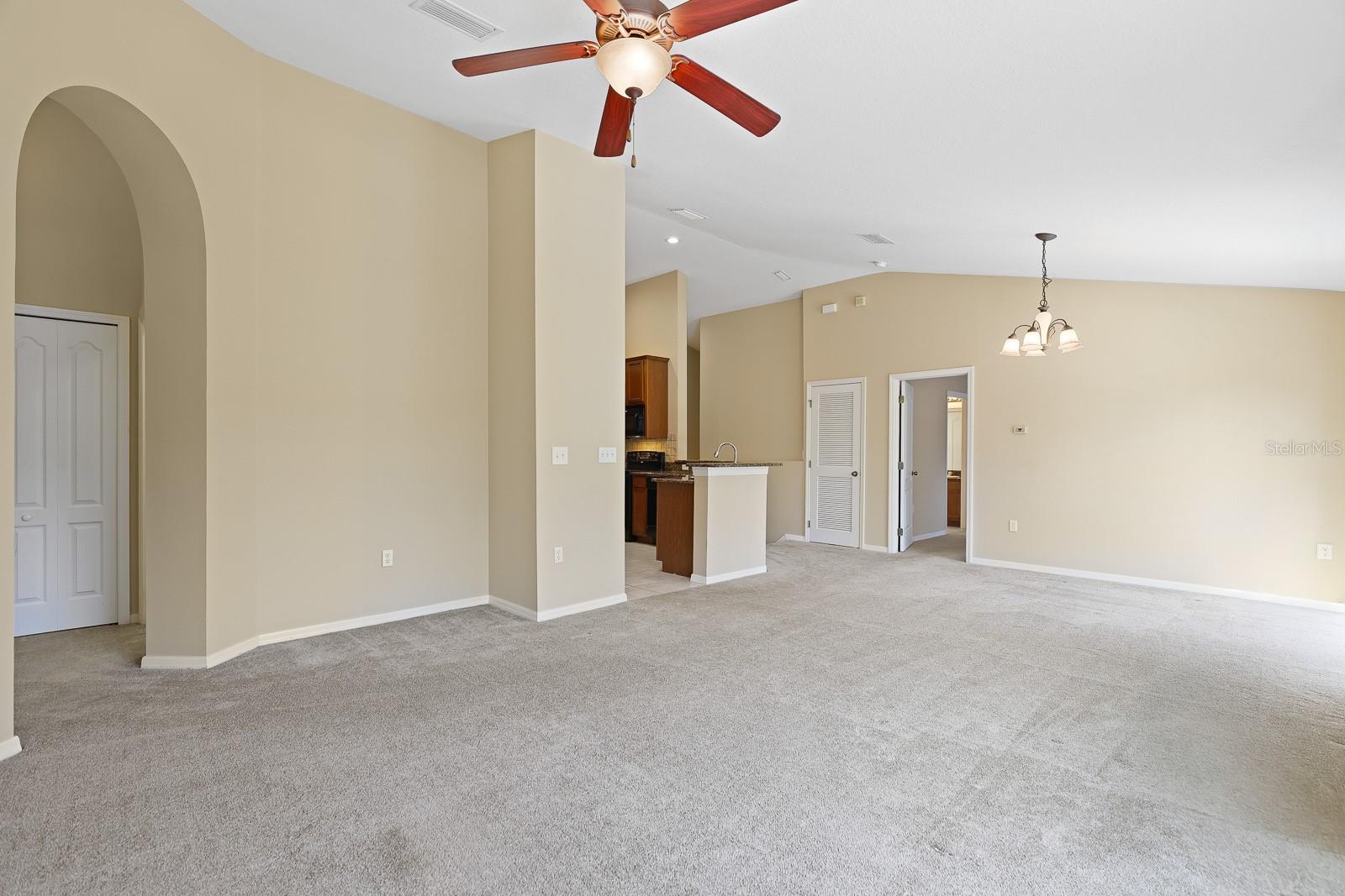 Image 6 of 31 For 16436 Kingletridge Avenue