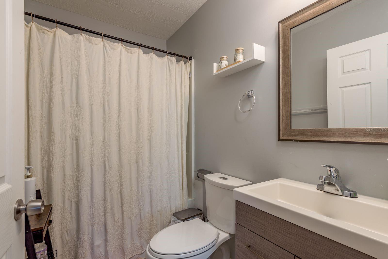 Image 23 of 34 For 876 116th Avenue N 102