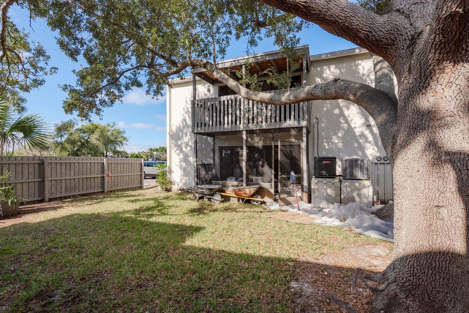 Image 28 of 34 For 876 116th Avenue N 102