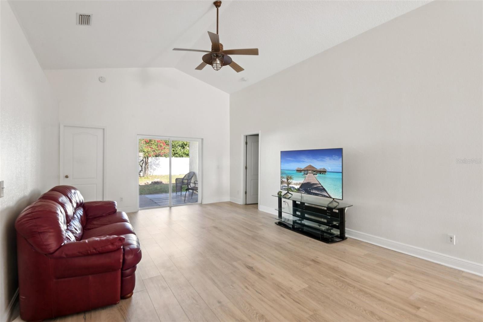 Image 6 of 33 For 24311 Branchwood Court