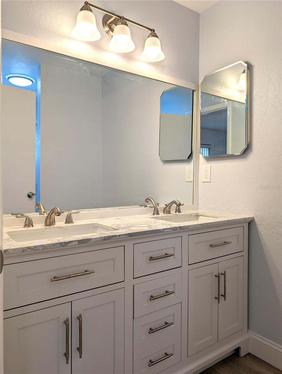 Image 27 of 73 For 9025 40th Way N