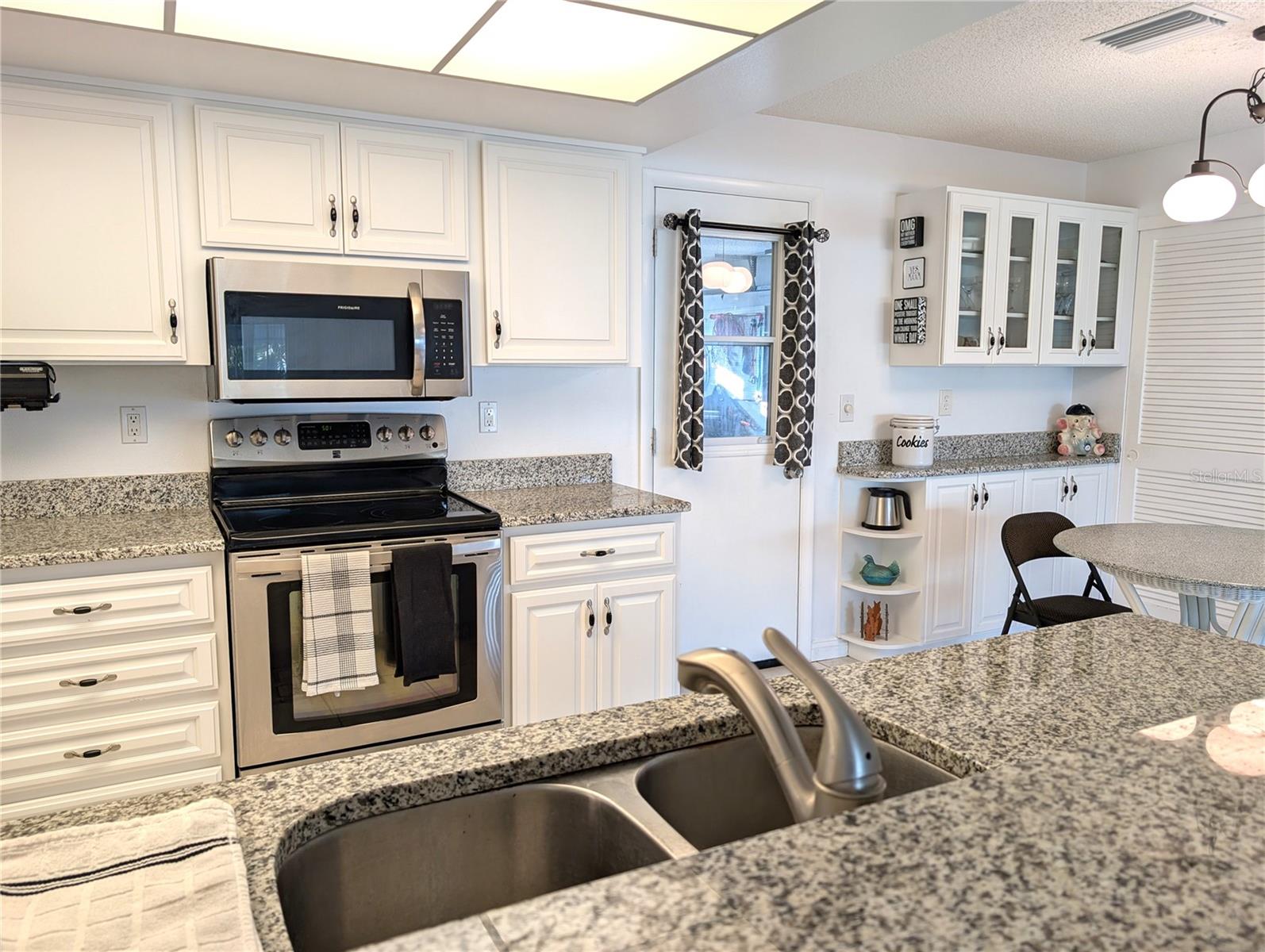 Image 40 of 73 For 9025 40th Way N