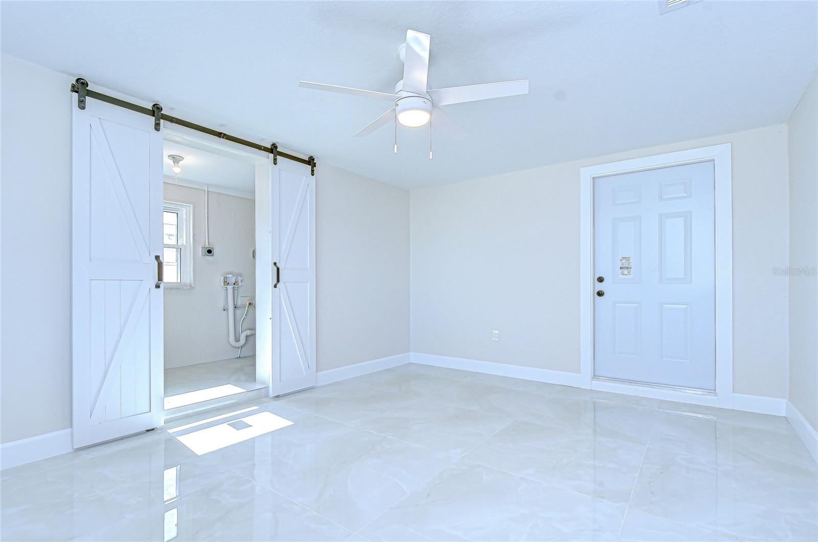 Image 11 of 31 For 6214 Clark Avenue