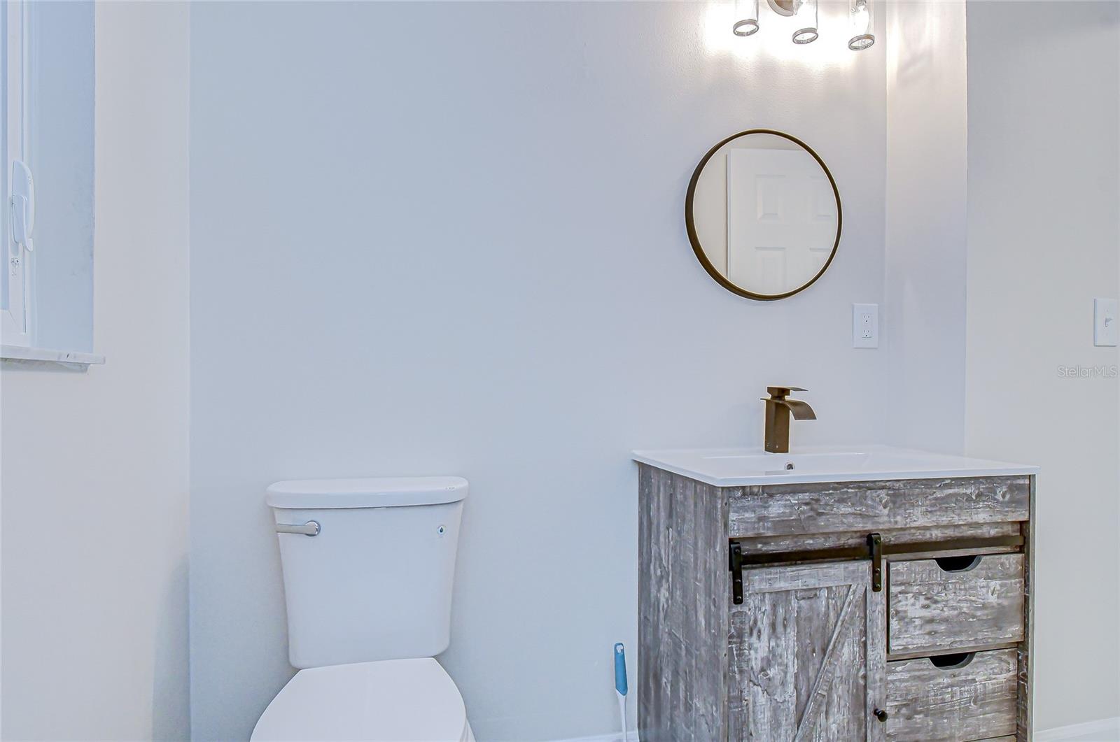 Image 20 of 31 For 6214 Clark Avenue