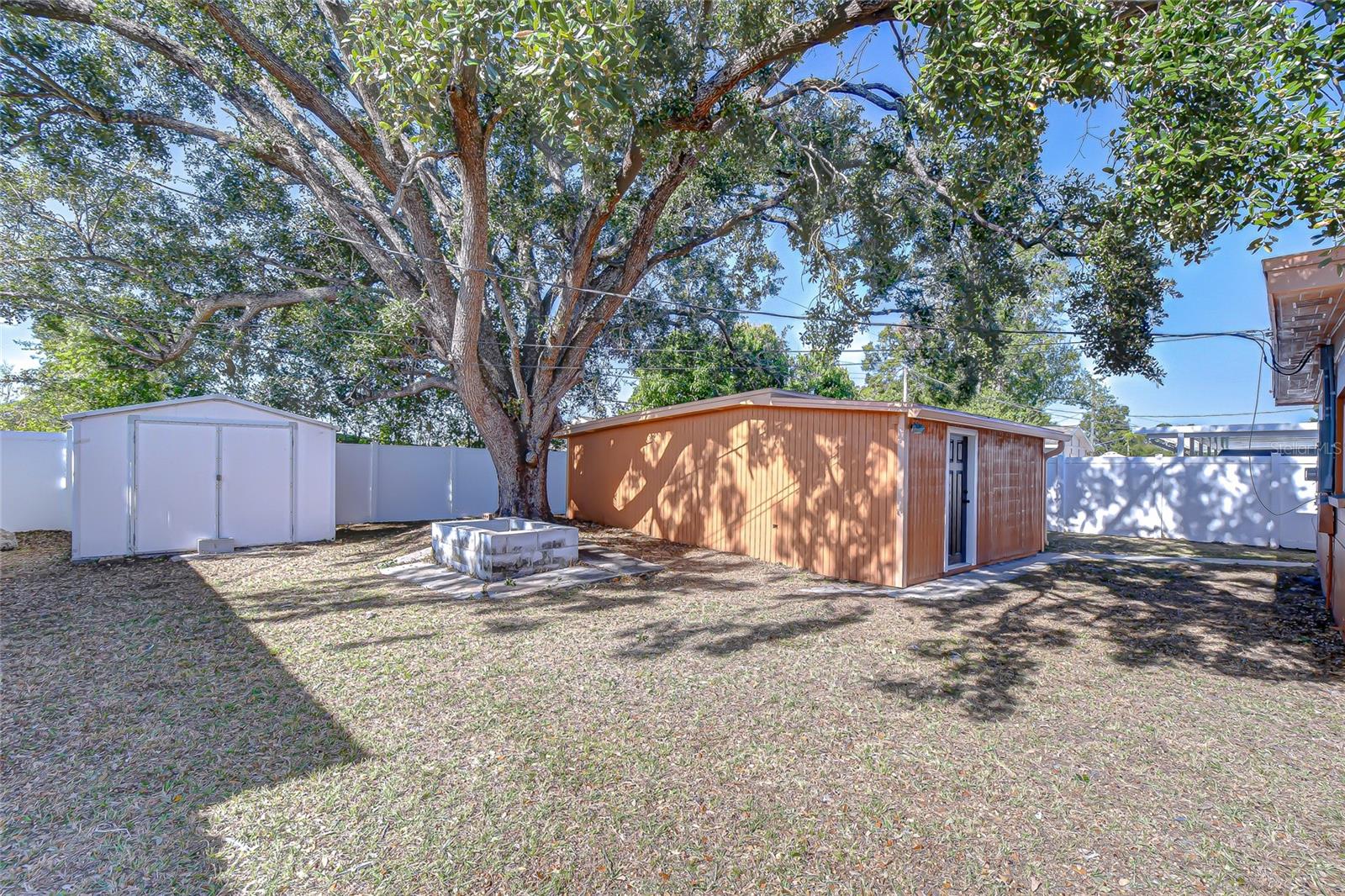 Image 24 of 31 For 6214 Clark Avenue