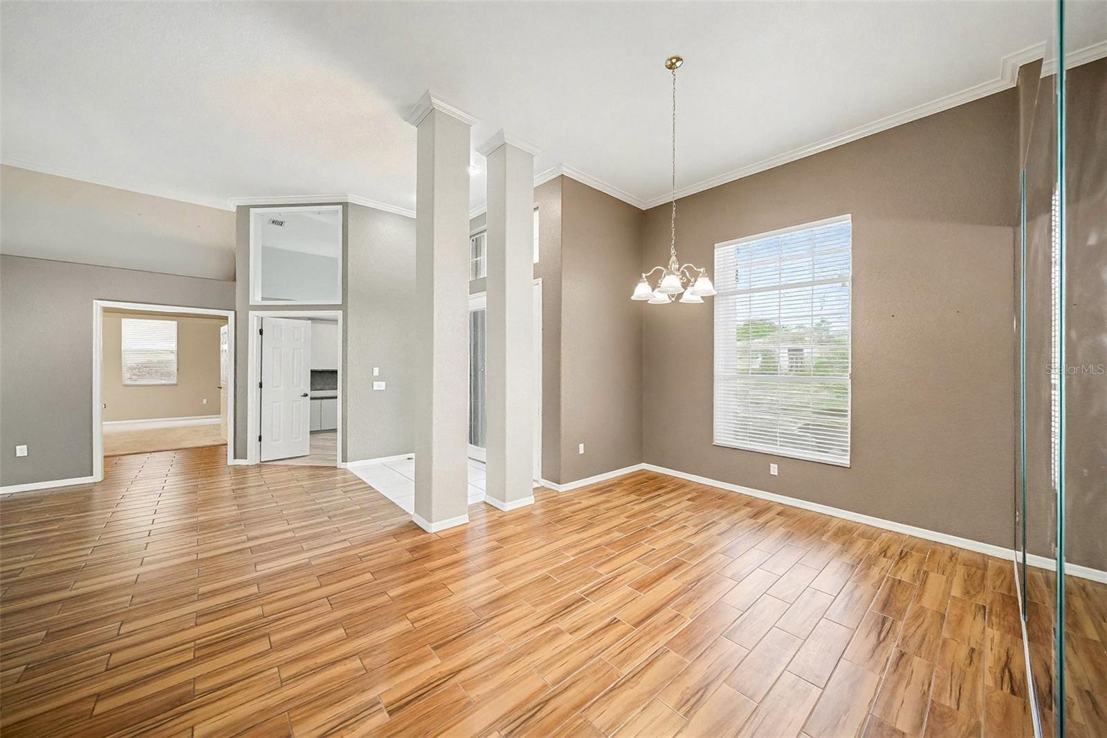 Image 10 of 37 For 8402 Maybelle Drive