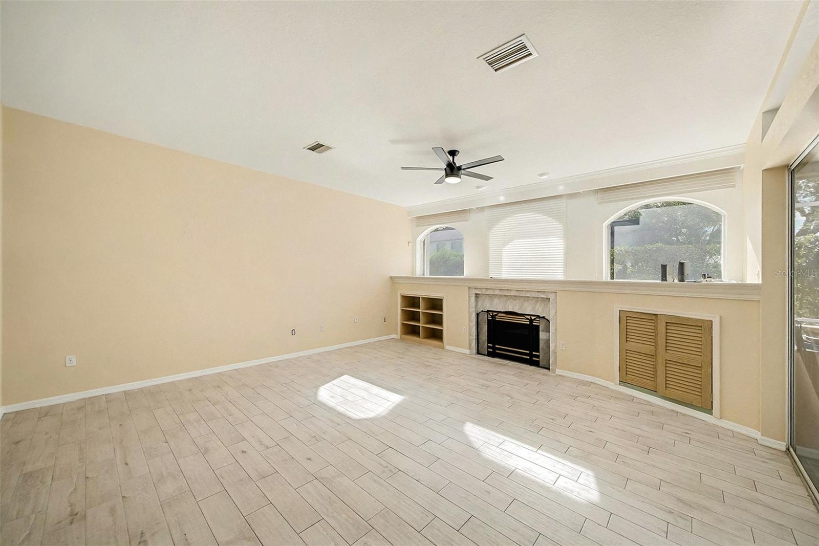 Image 17 of 37 For 8402 Maybelle Drive