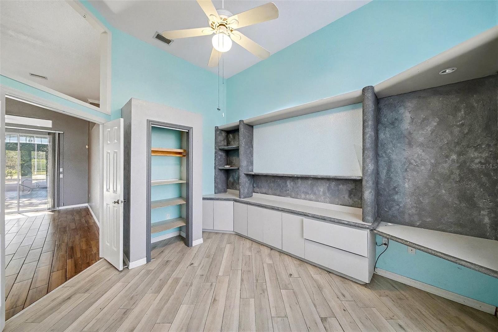 Image 25 of 37 For 8402 Maybelle Drive